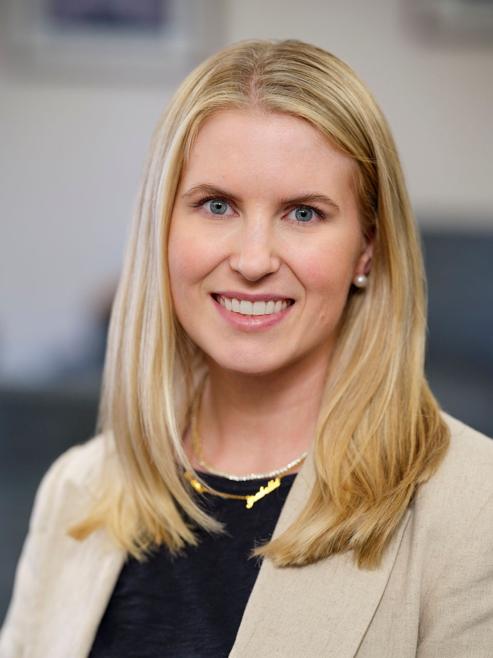 Lauren Kristen Botero,  MD