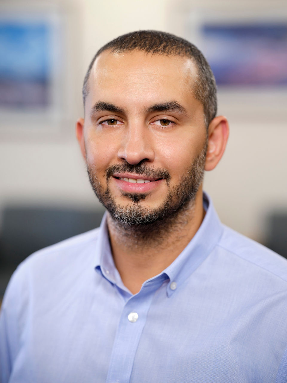 Hassan El Bakkar,  MD