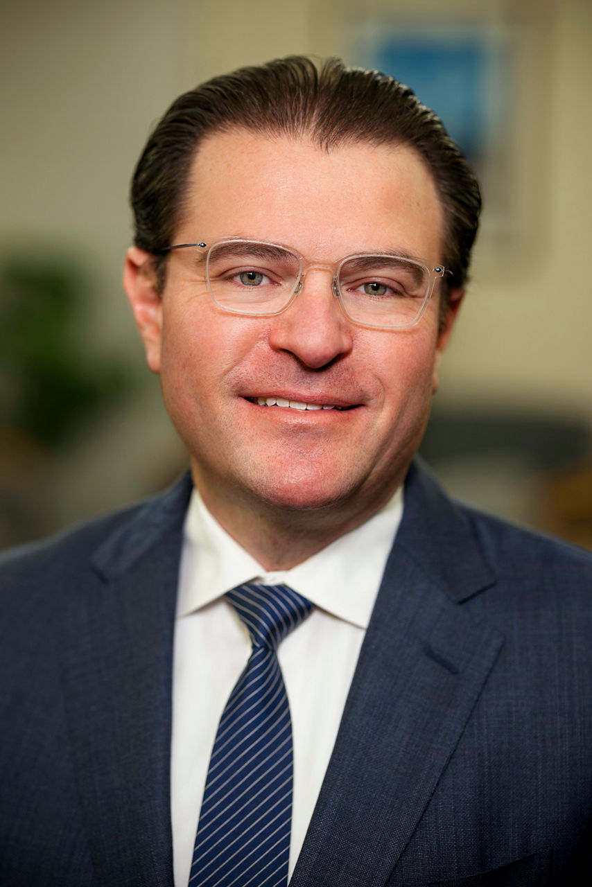 Matthew A Grossman,  MD