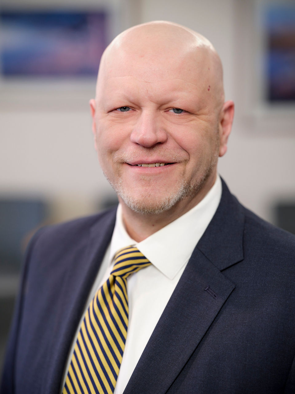 Kenneth Kearstan,  DC