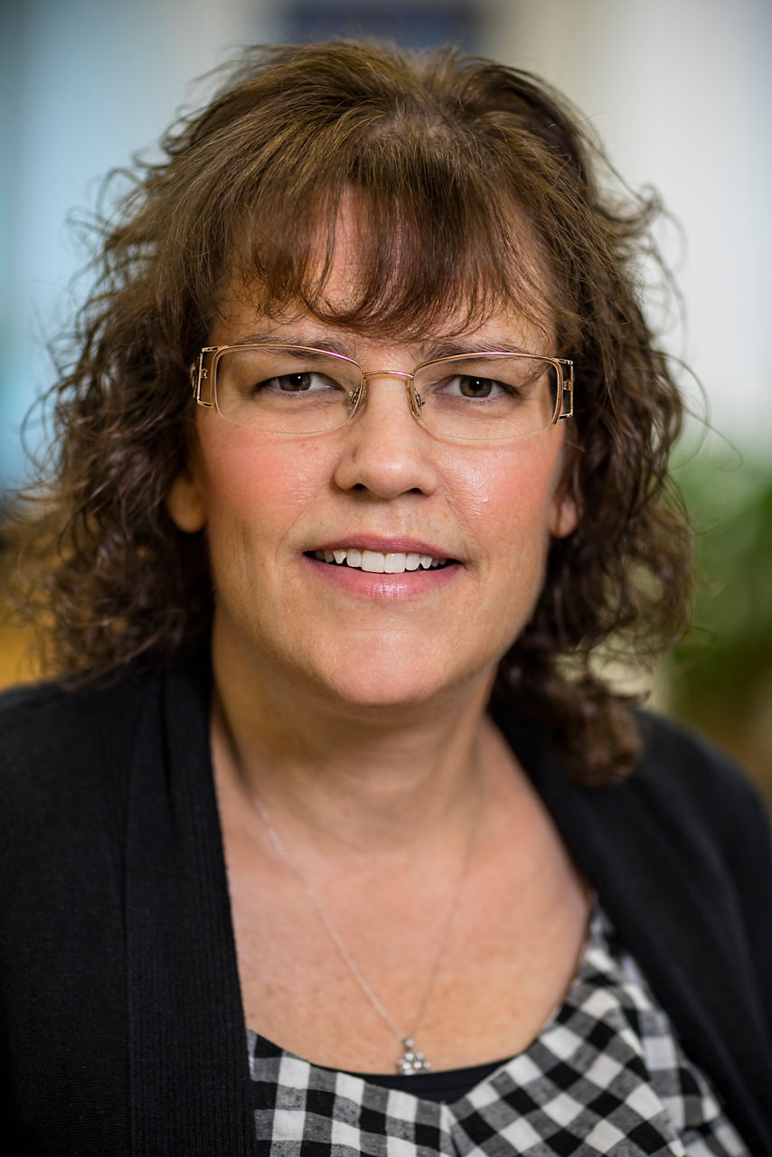 Moira E Kendra,  APN