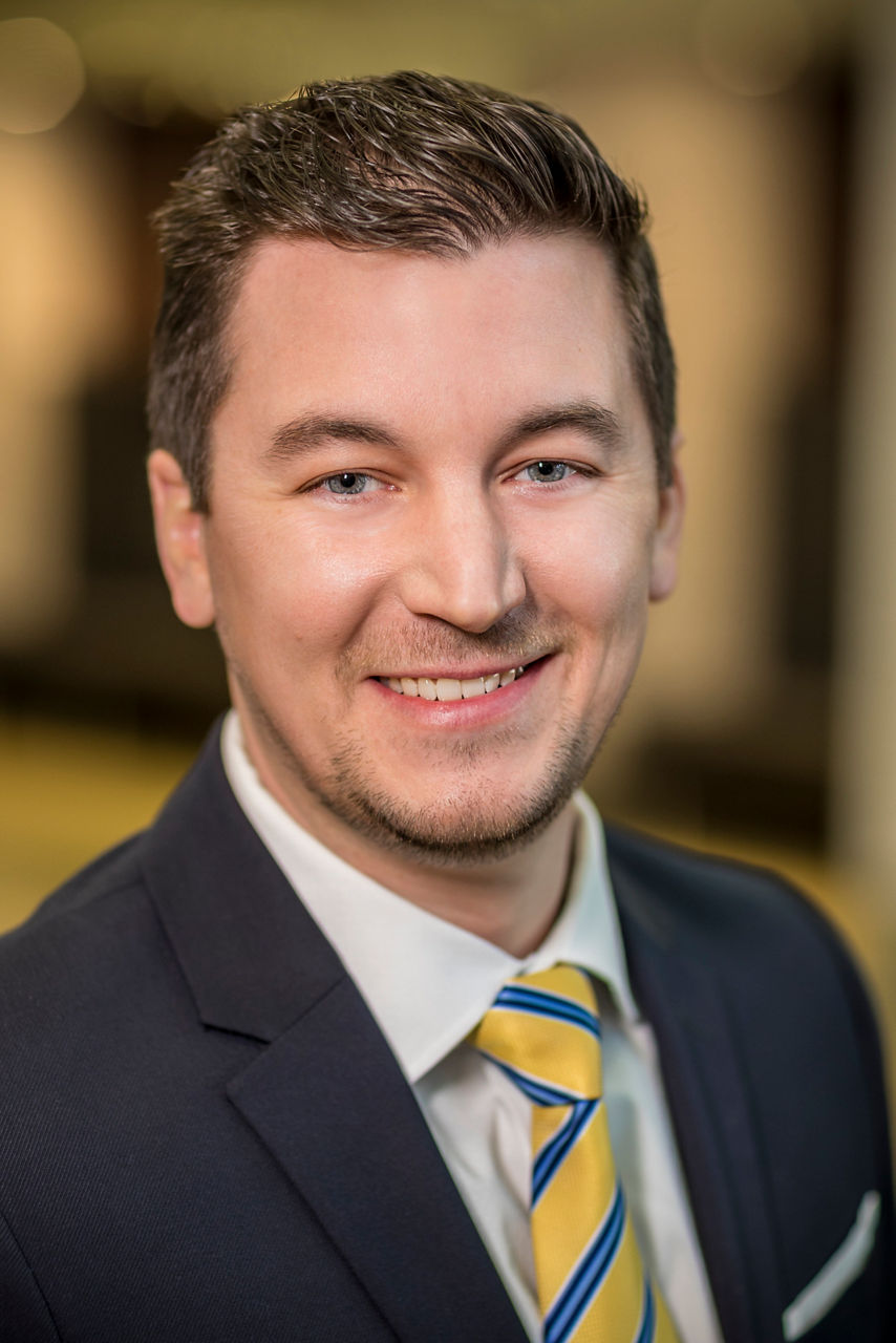 Alexander Knihnicky,  DO