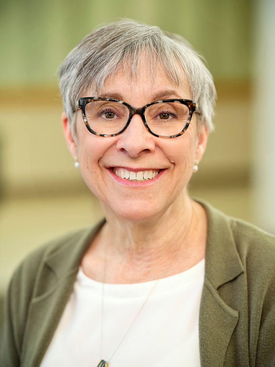 Tamara Leah Lipshie,  MD