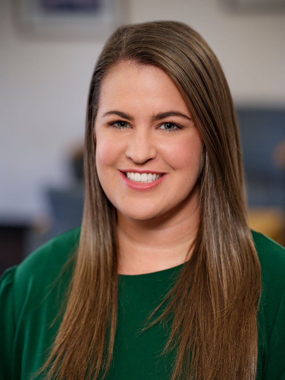 Kelsey L Manahan,  APN