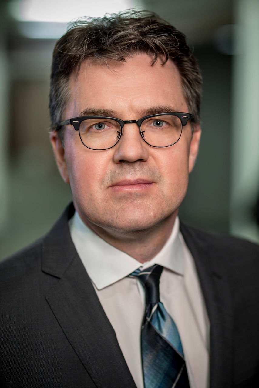 Vladimir I Proudan,  MD