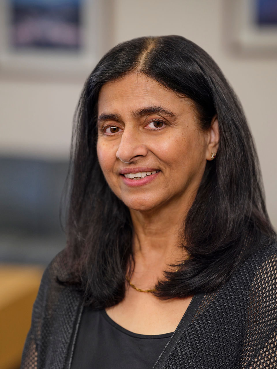 Asha Sudershan Rijhsinghani,  MD