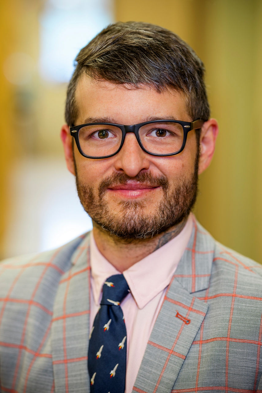 Christopher M Simons,  DO