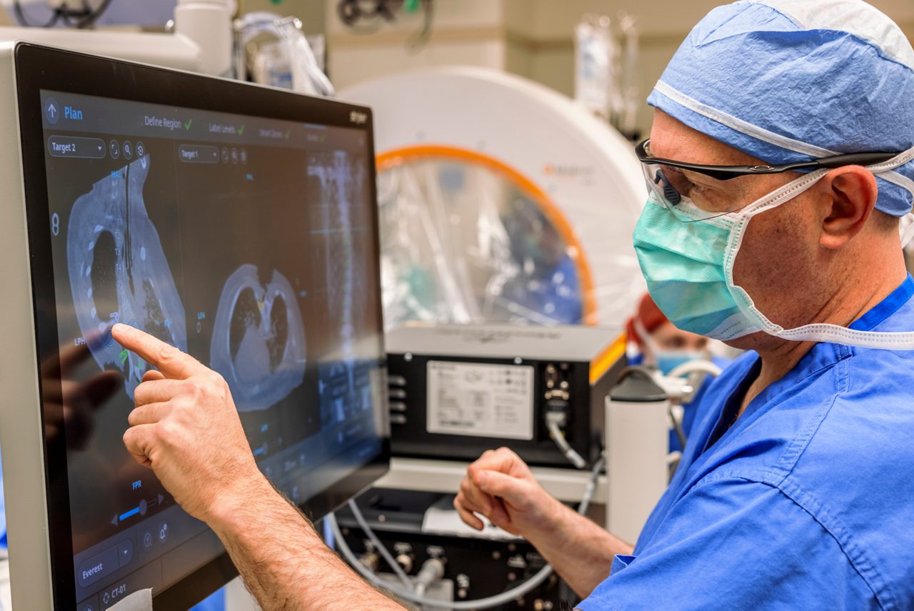 An Atlantic Health physician uses Savi Scout