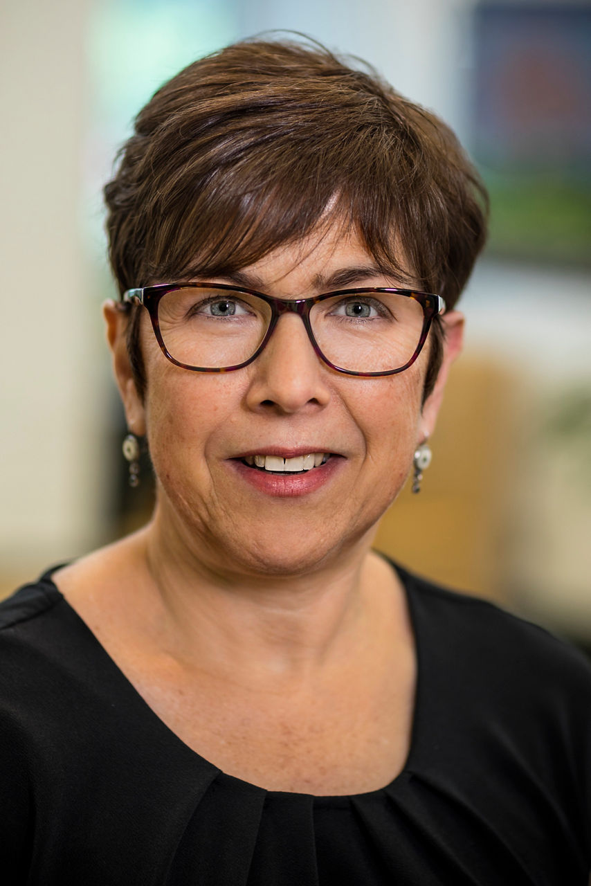 Rosanne T Toglia,  APN