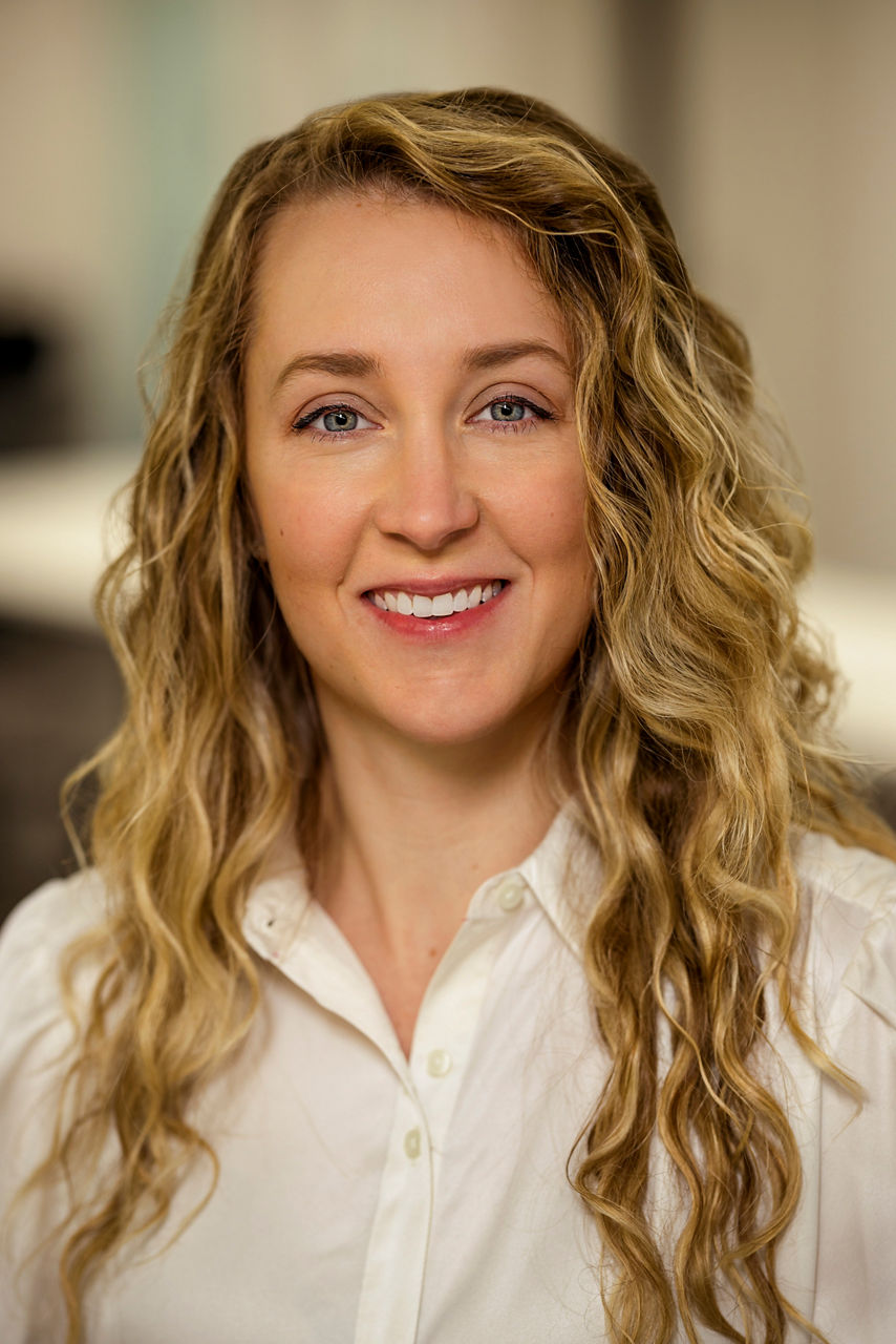 Kathryn Waksmundzki Silva,  MD