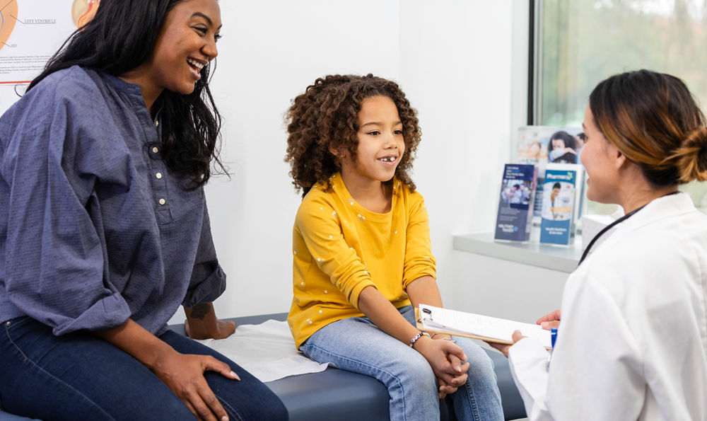Mother and child at the doctor's office.
